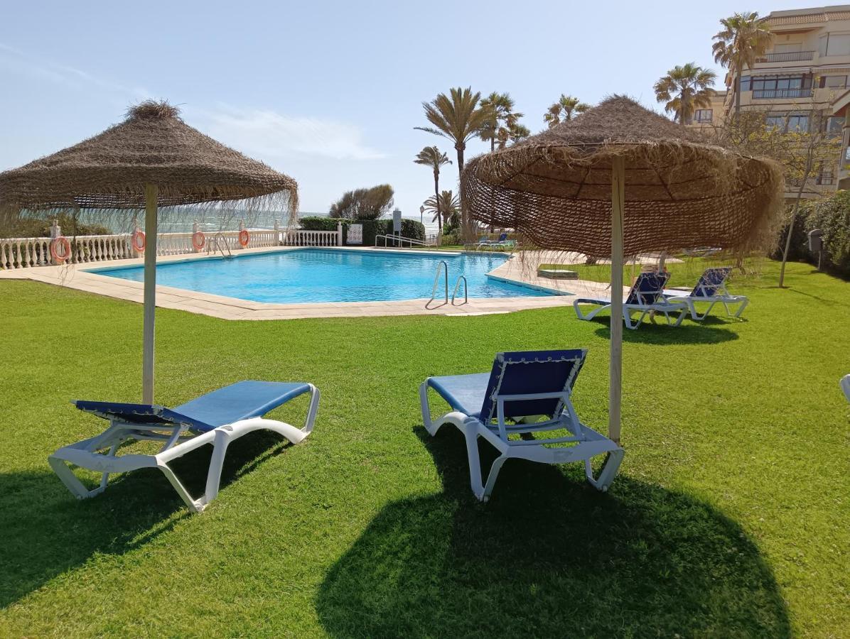 Apartamento En Urb Primera Linea De Playa Малага Экстерьер фото