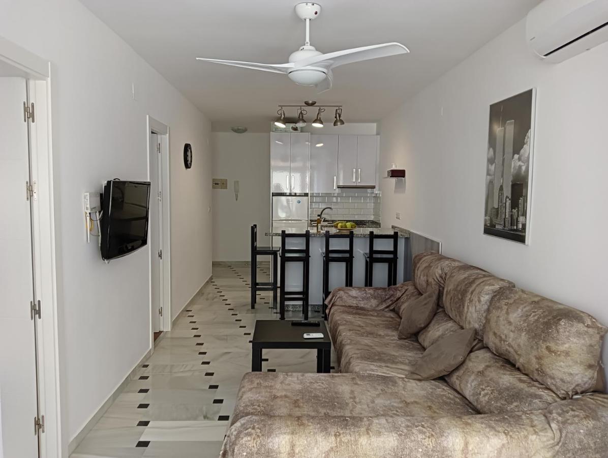 Apartamento En Urb Primera Linea De Playa Малага Экстерьер фото